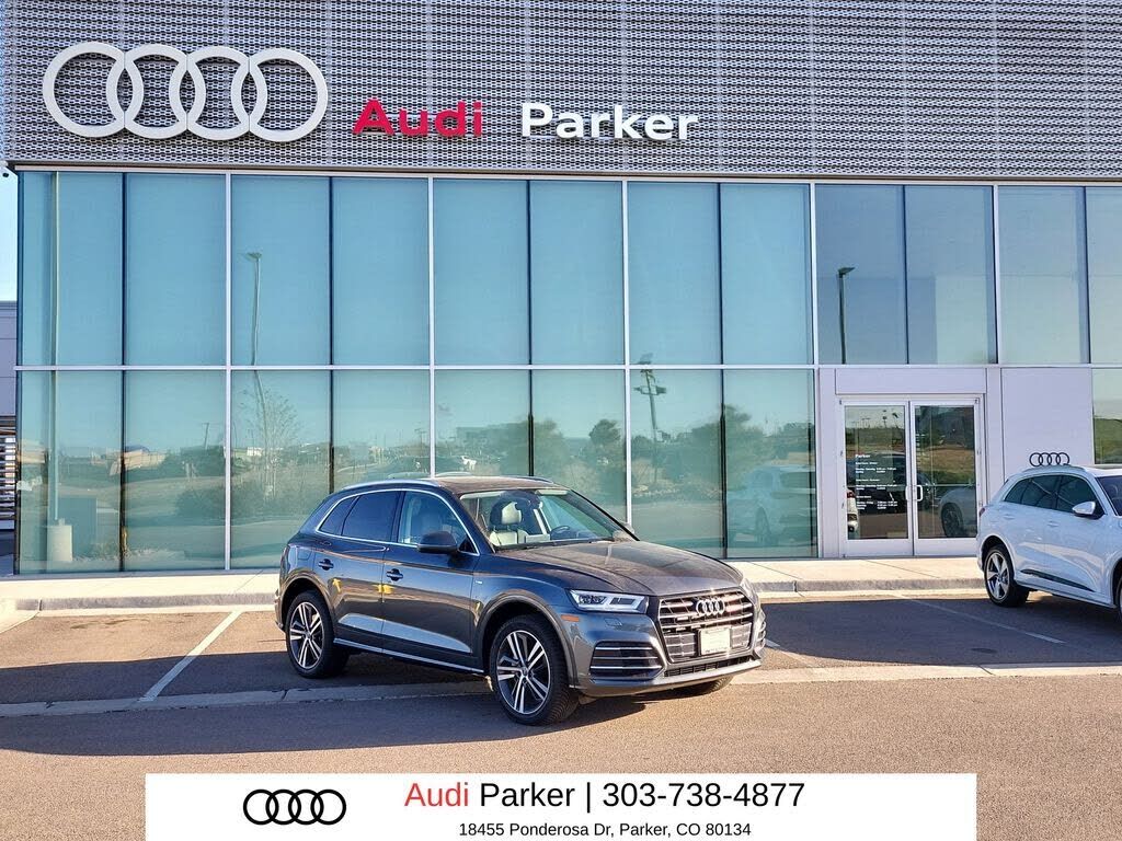 2020 AUDI Q5 e