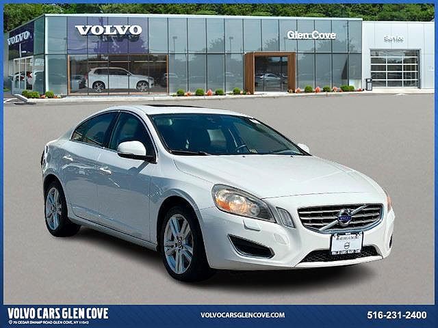 2013 VOLVO S60