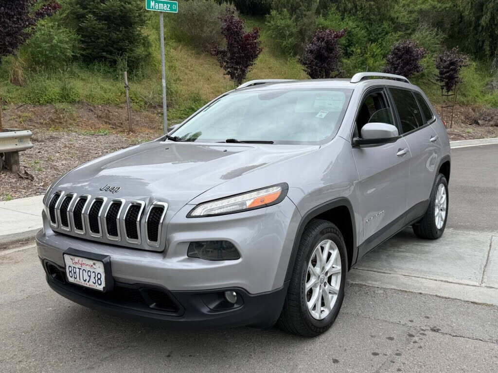 2018 JEEP Cherokee