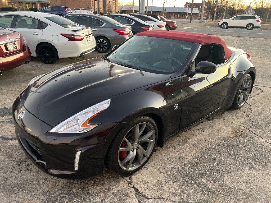 2015 NISSAN 370Z