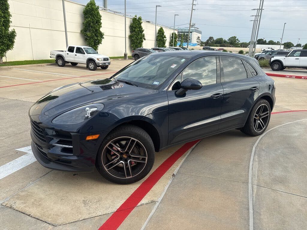2021 PORSCHE Macan