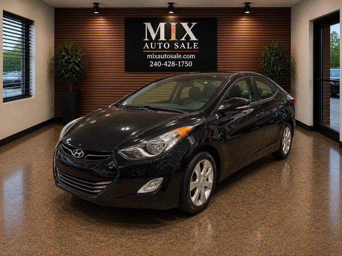 2012 HYUNDAI Elantra