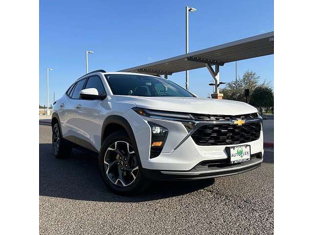 2024 CHEVROLET Trax