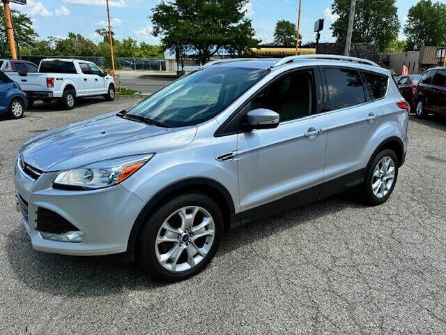 2016 FORD Escape