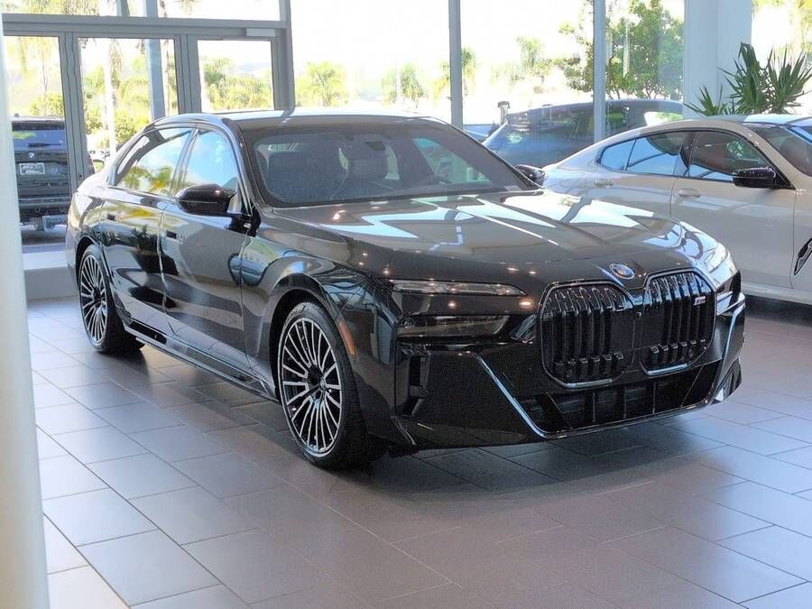 2026 BMW i7