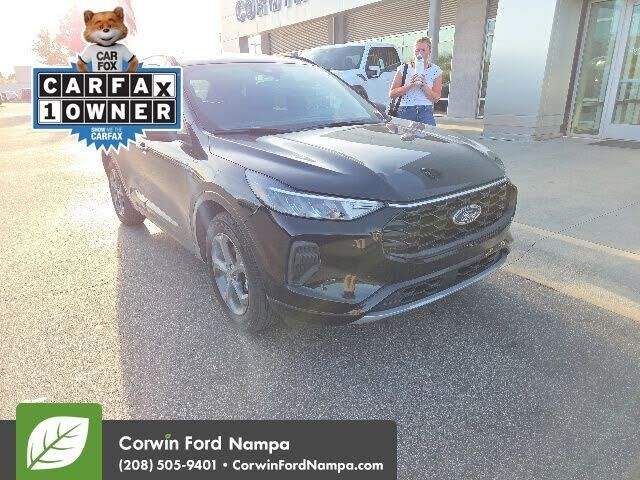 2024 FORD Escape