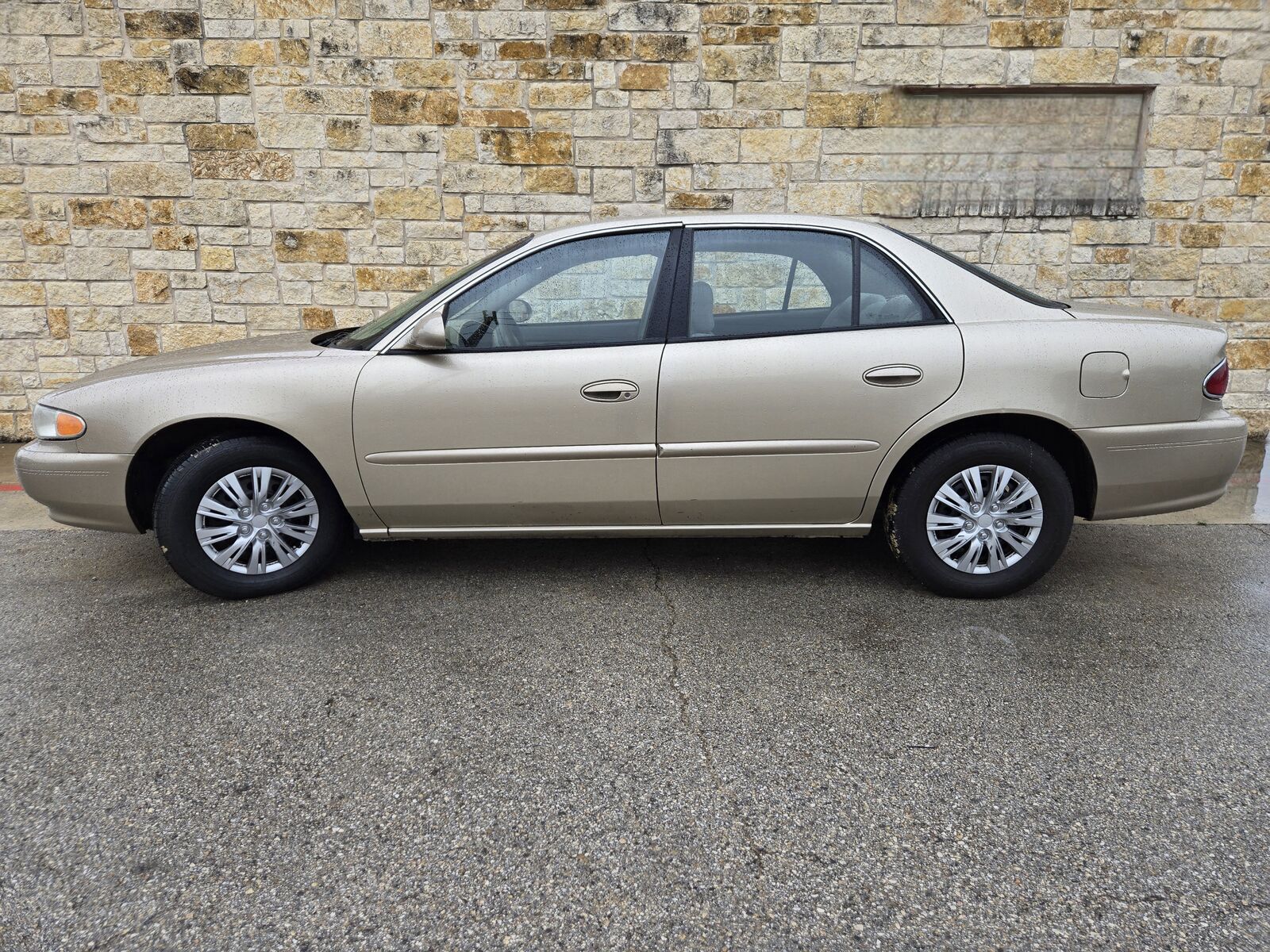 2004 BUICK Century