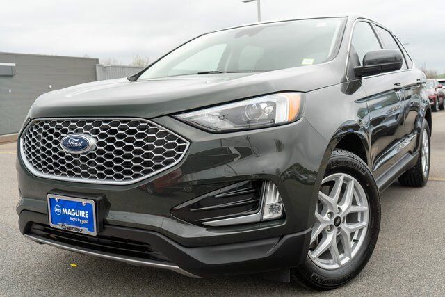 2023 FORD Edge