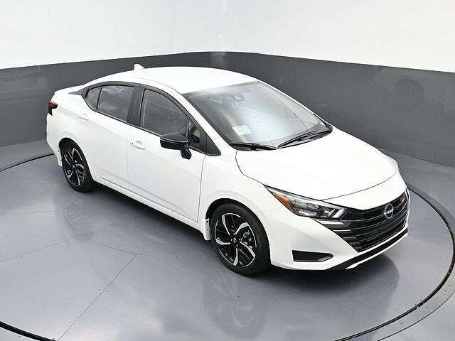 2025 NISSAN Versa