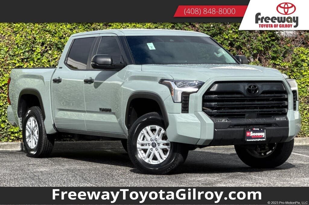 2024 TOYOTA Tundra
