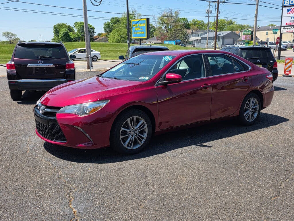 2017 TOYOTA Camry