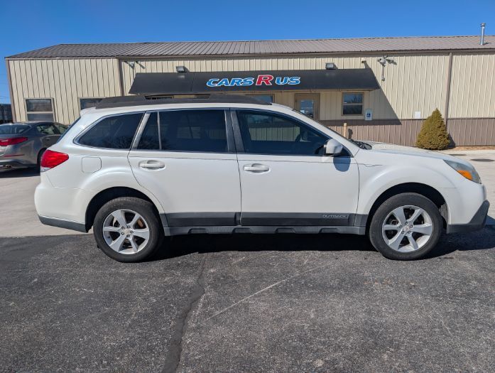 2013 SUBARU Outback