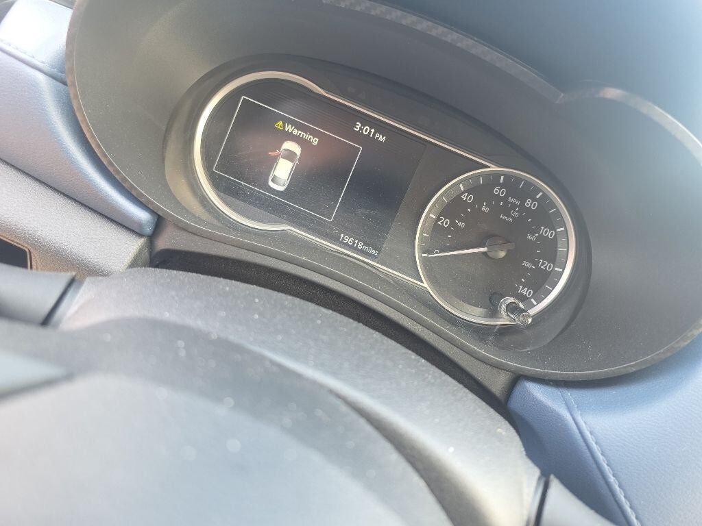 2025 NISSAN Versa