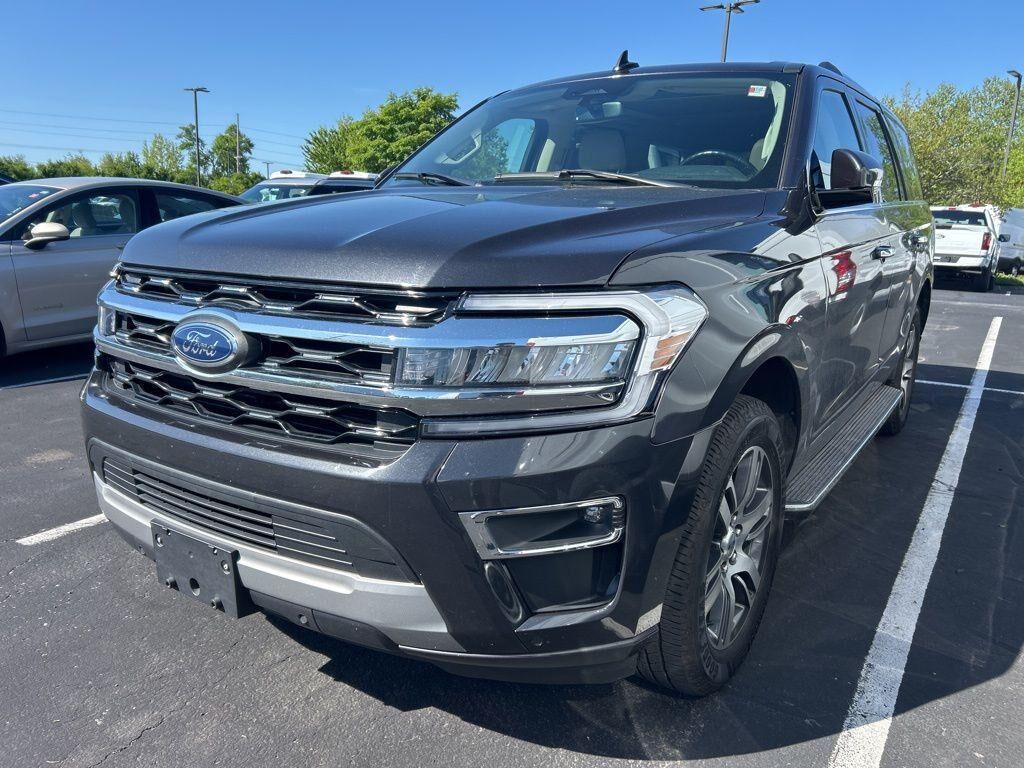2022 FORD Expedition