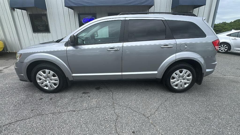 2017 DODGE Journey