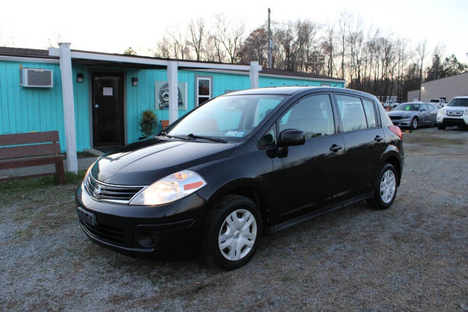 2012 NISSAN Versa