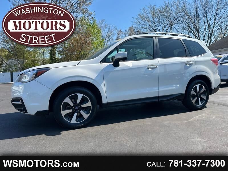 2017 SUBARU Forester