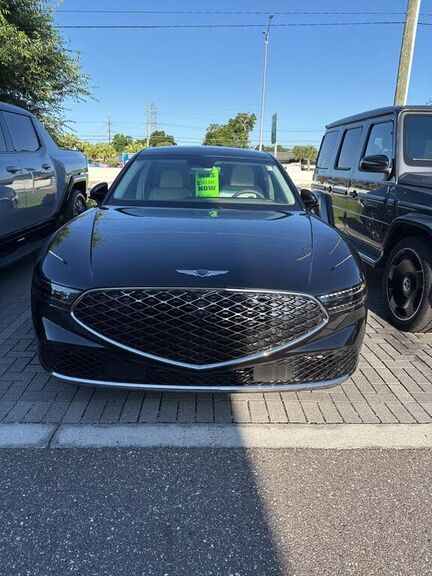 2025 GENESIS G90