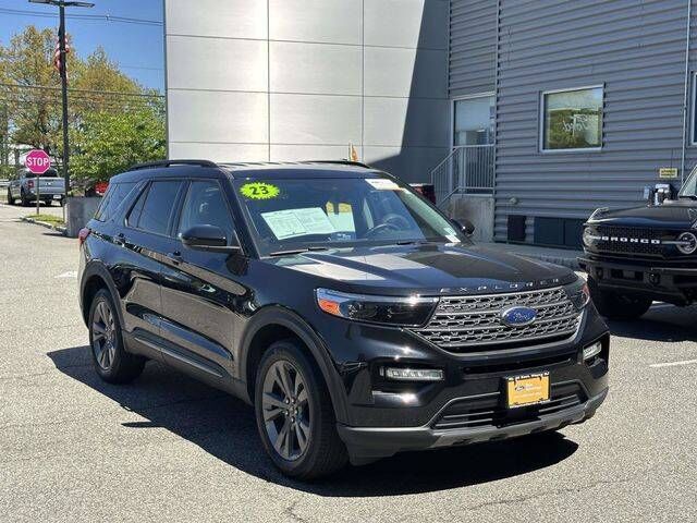 2023 FORD Explorer