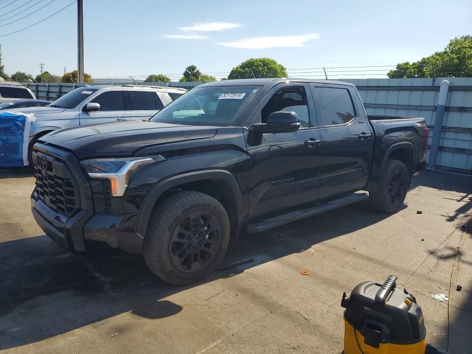 2025 TOYOTA Tundra