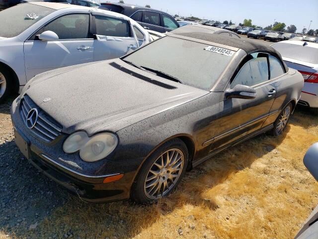 2005 MERCEDES-BENZ CLK-Class