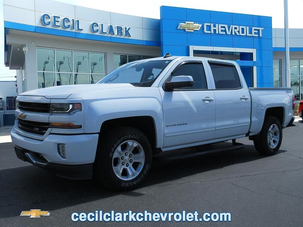 2017 CHEVROLET Silverado