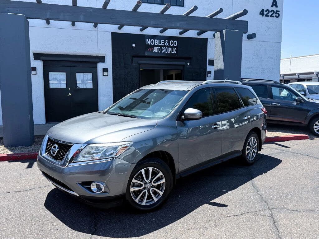 2016 NISSAN Pathfinder