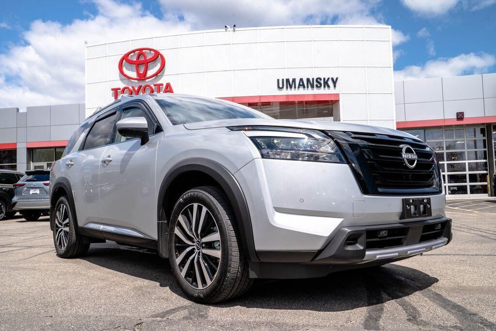 2025 NISSAN Pathfinder