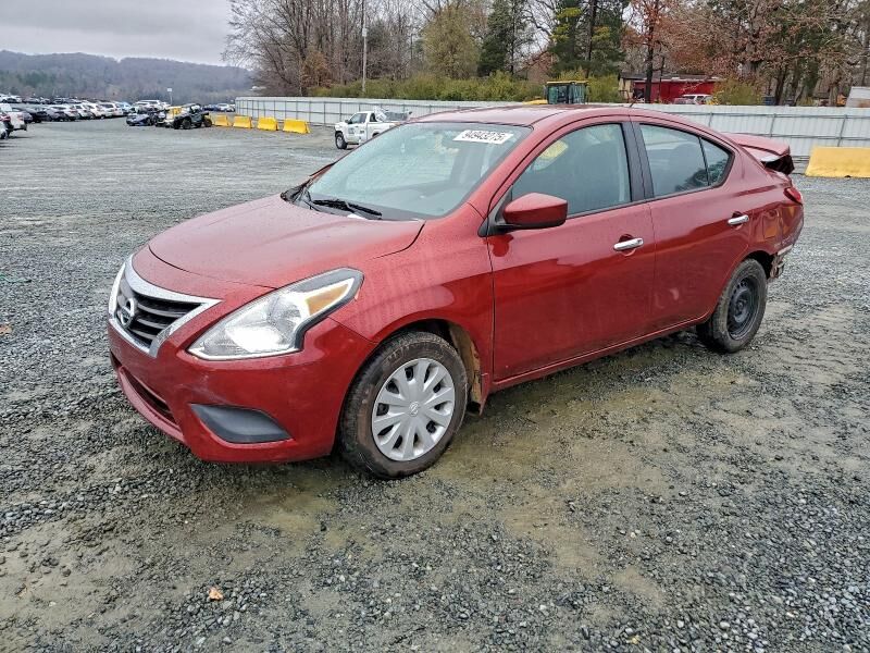2016 NISSAN Versa