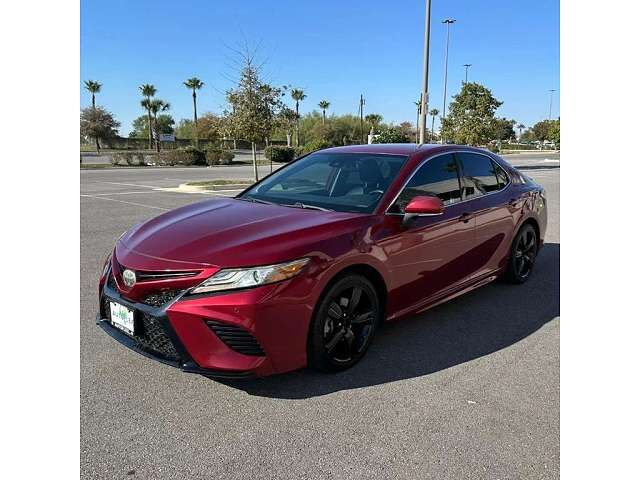 2018 TOYOTA Camry