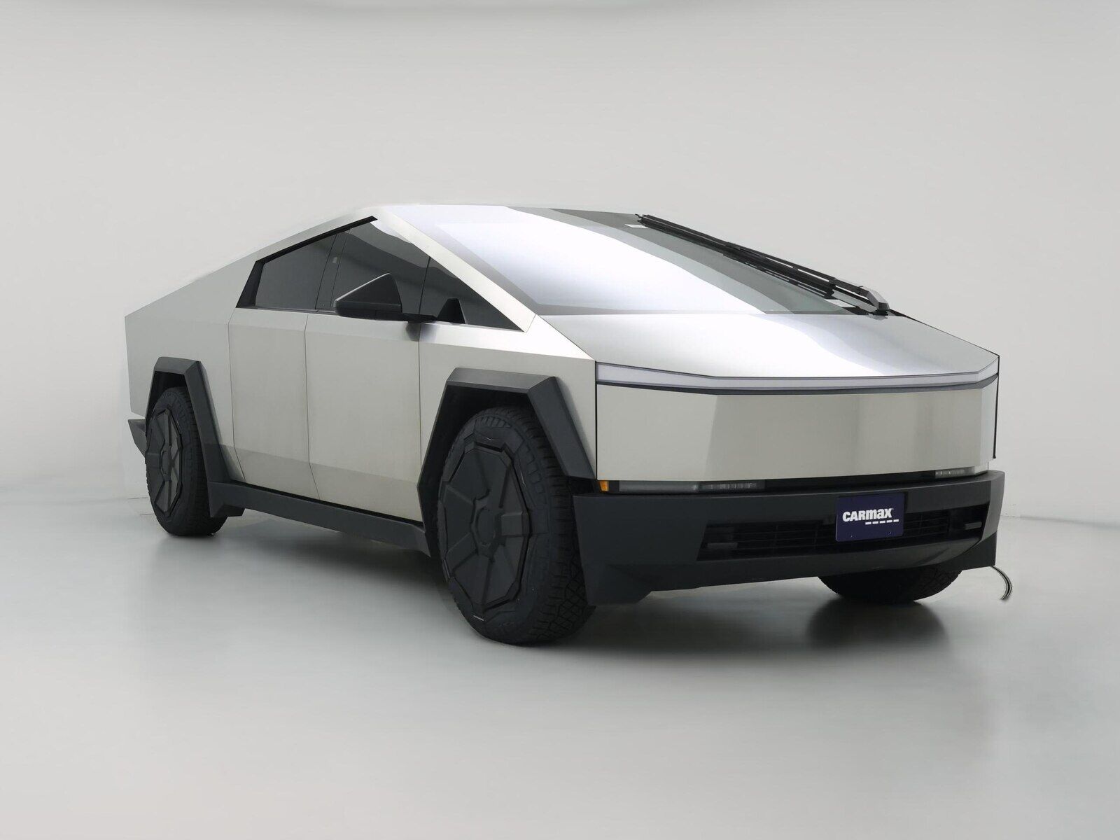 2024 TESLA Cybertruck