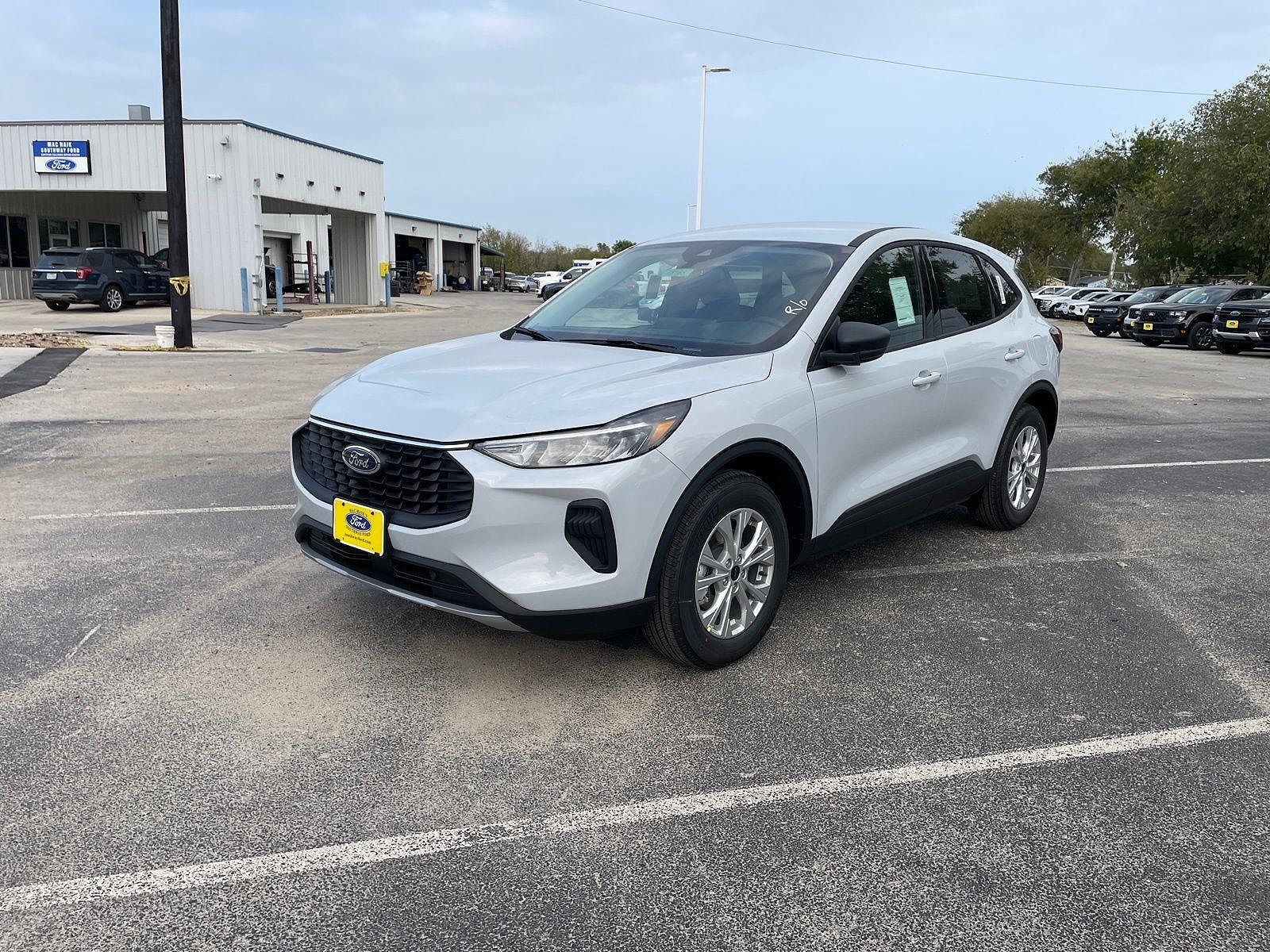 2026 FORD Escape