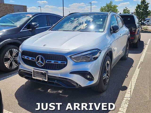 2026 MERCEDES-BENZ GLA-Class