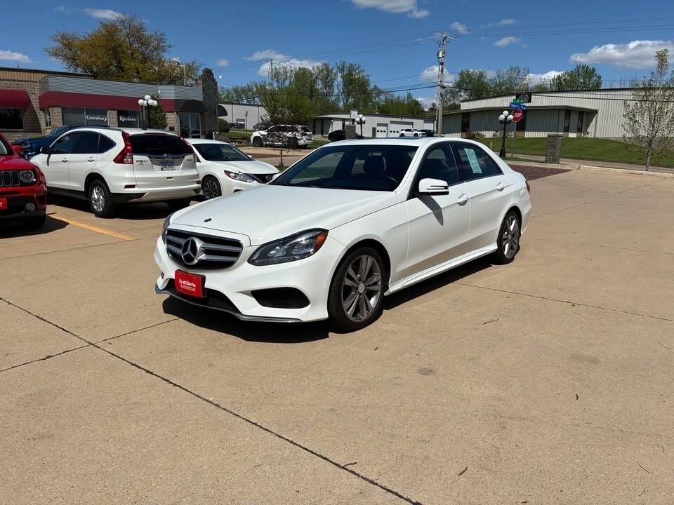 2016 MERCEDES-BENZ E-Class