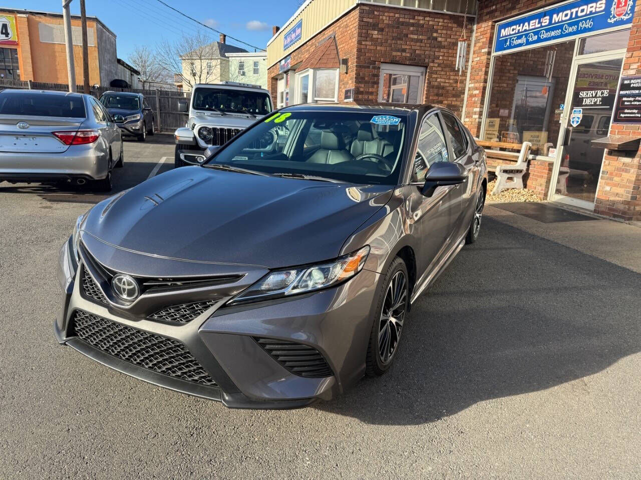 2018 TOYOTA Camry