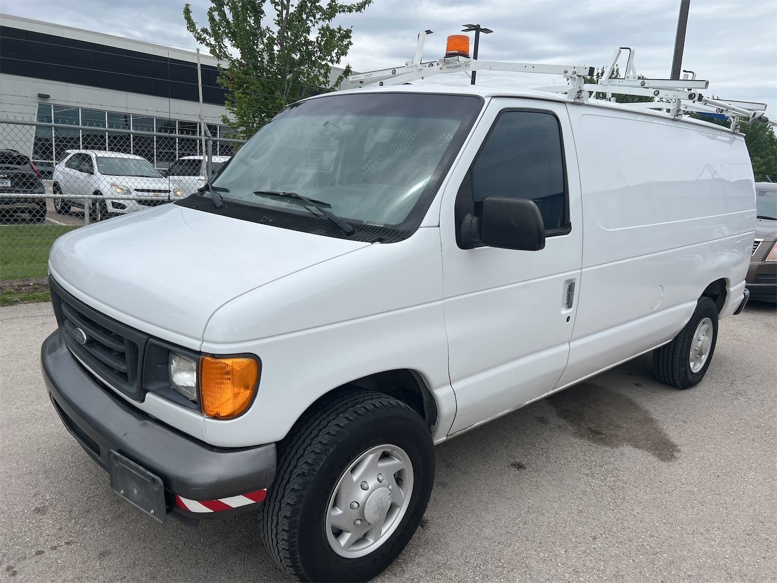 Ford E-250