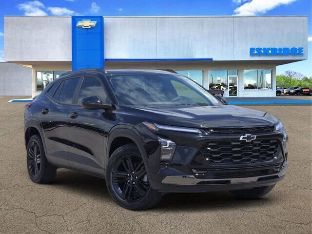 2024 CHEVROLET Trax