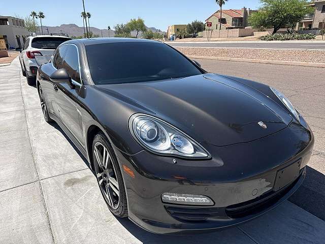 2013 PORSCHE Panamera