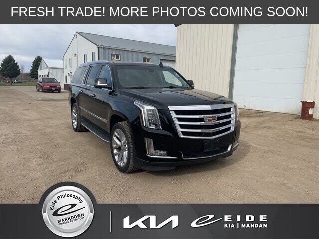 2016 CADILLAC Escalade