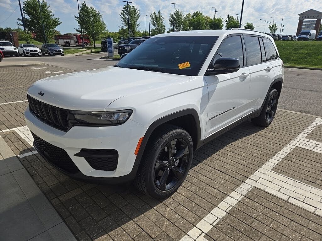 2024 JEEP Grand Cherokee