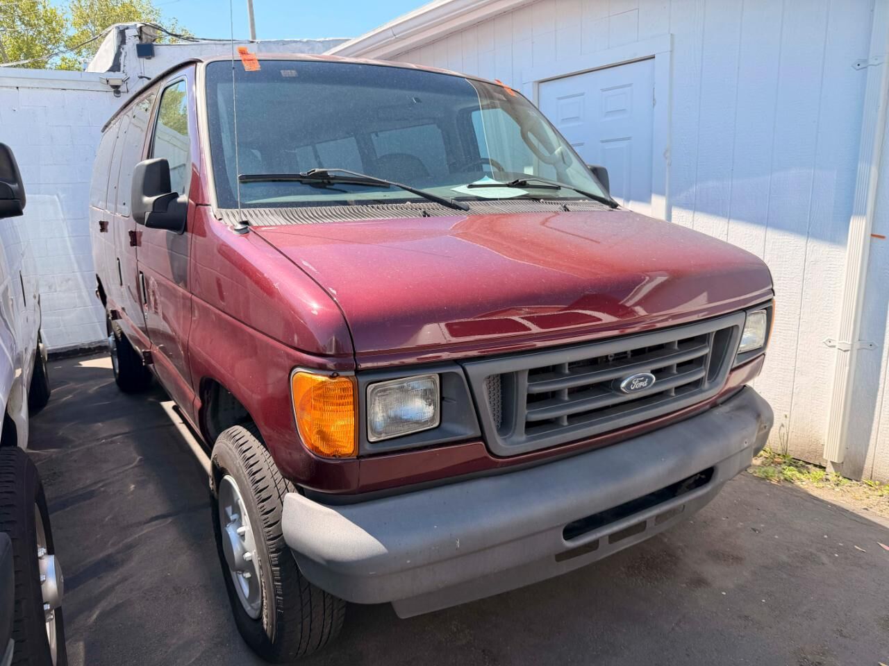2004 FORD E-350
