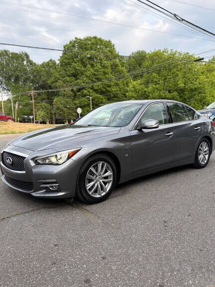 2015 INFINITI Q50