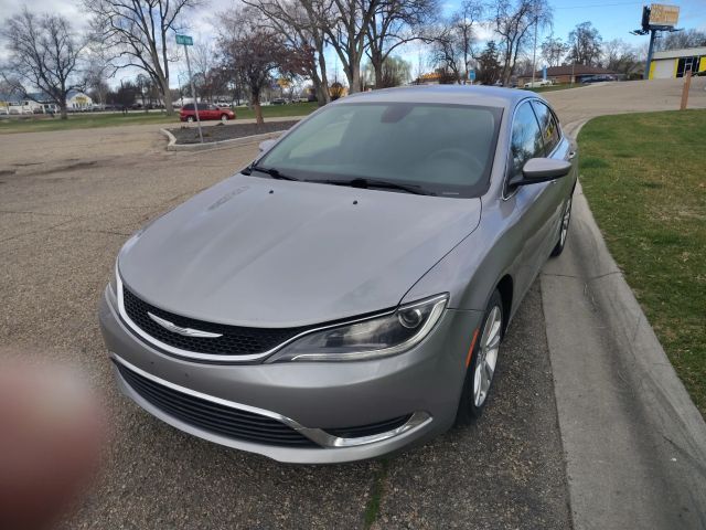 2015 CHRYSLER 200