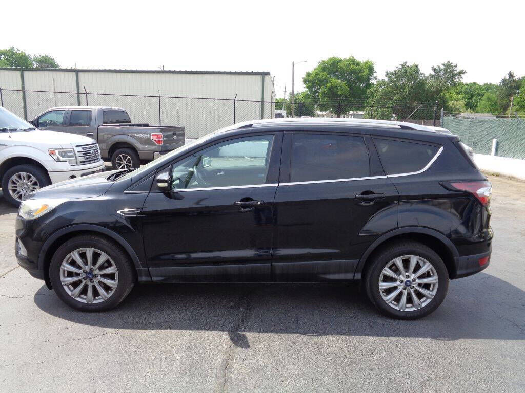 2017 FORD Escape
