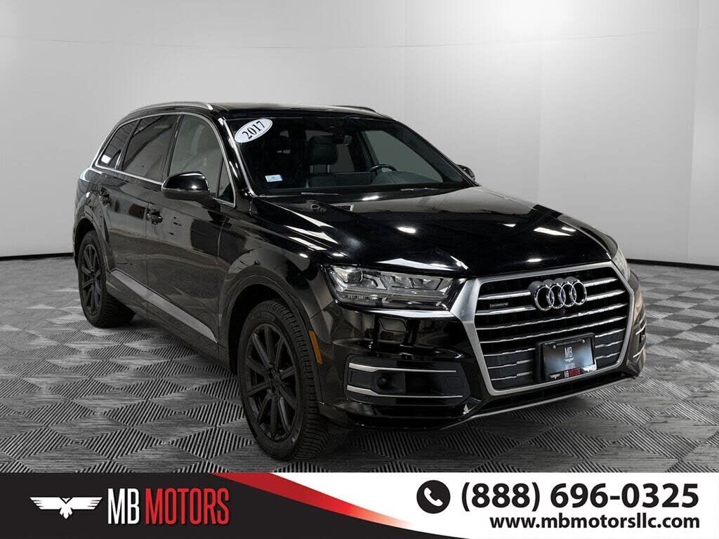 2017 AUDI Q7