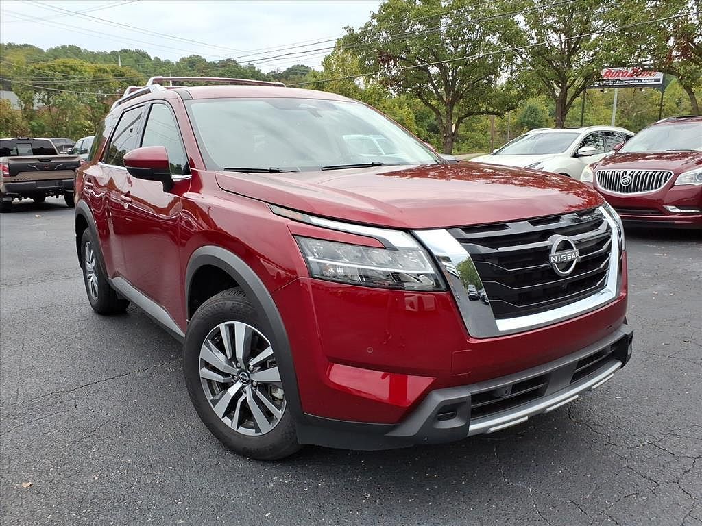 2024 NISSAN Pathfinder