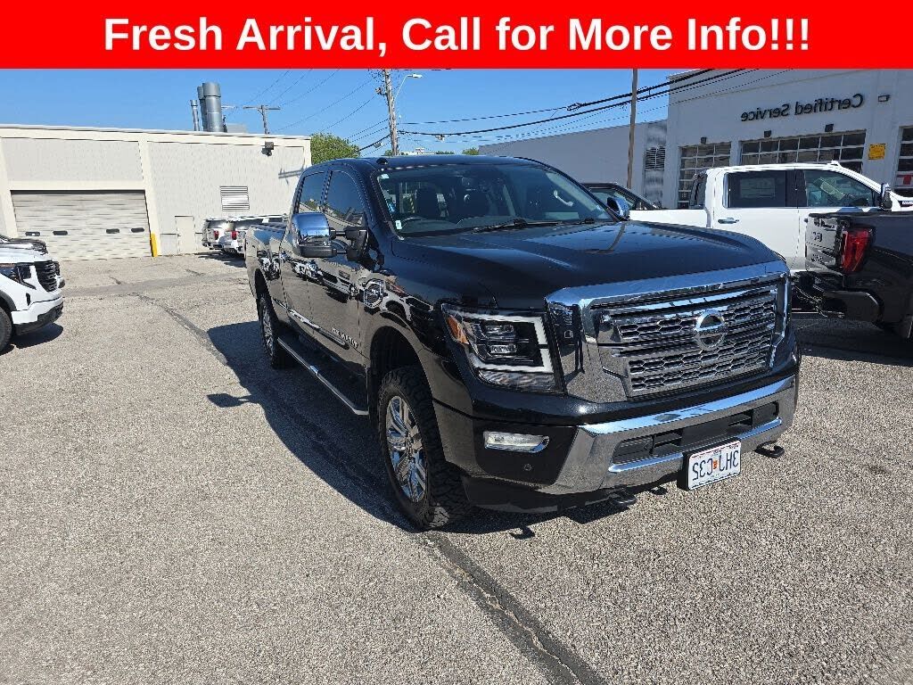 2020 NISSAN Titan