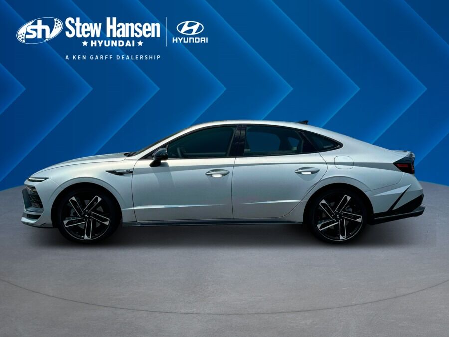 2025 HYUNDAI Sonata