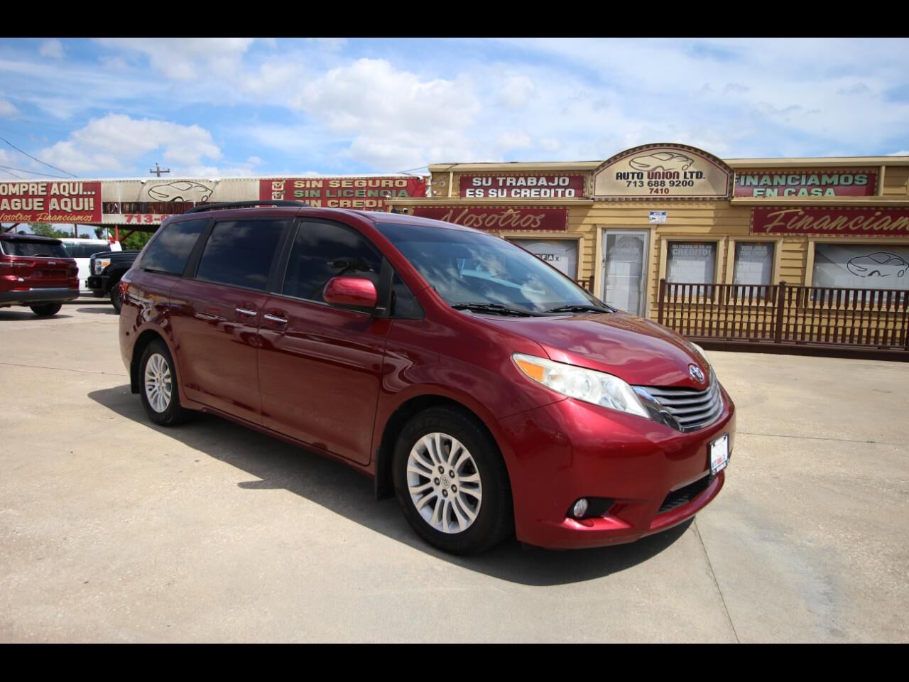 2015 TOYOTA Sienna