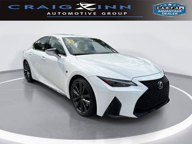 2025 LEXUS IS